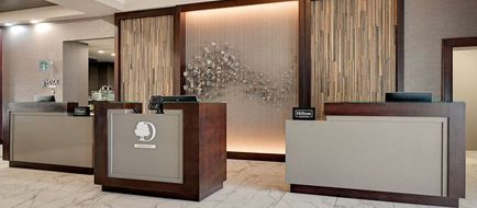 DoubleTree by Hilton Denver Intl Airport Lobby