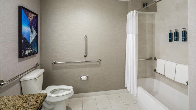 DoubleTree by Hilton Denver Intl Airport Room