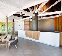 DoubleTree by Hilton Noumea Ilot Maitre Lobby