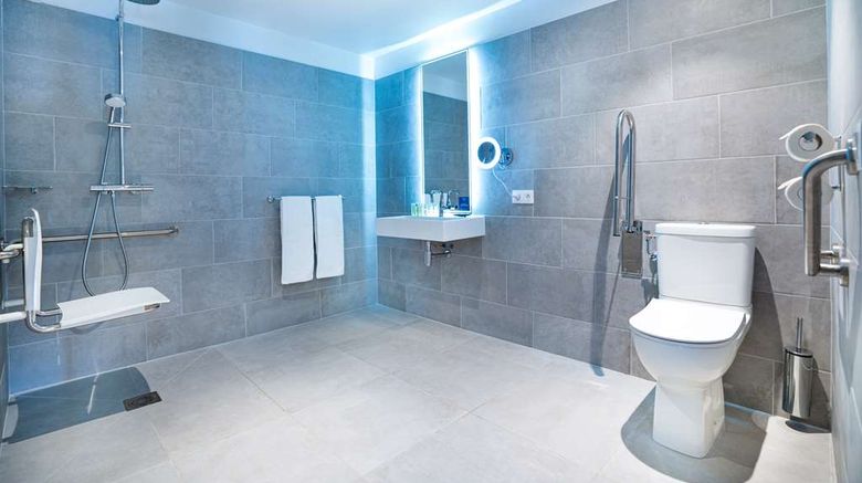 <b>DoubleTree by Hilton Noumea Ilot Maitre Room</b>. Images powered by <a href="https://iceportal.shijigroup.com/" title="IcePortal" target="_blank">IcePortal</a>.