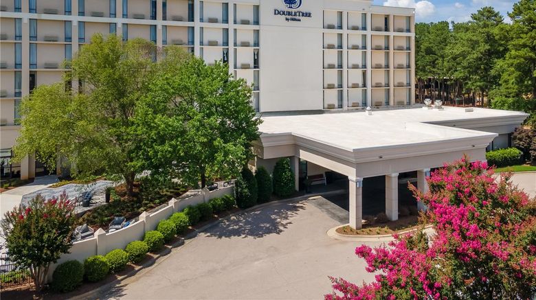 <b>DoubleTree by Hilton Raleigh Midtown Exterior</b>. Images powered by <a href="https://iceportal.shijigroup.com/" title="IcePortal" target="_blank">IcePortal</a>.