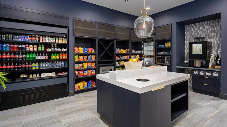 <b>DoubleTree by Hilton Raleigh Midtown Restaurant</b>. Images powered by <a href="https://iceportal.shijigroup.com/" title="IcePortal" target="_blank">IcePortal</a>.