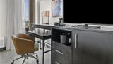 <b>DoubleTree by Hilton Raleigh Midtown Room</b>. Images powered by <a href="https://iceportal.shijigroup.com/" title="IcePortal" target="_blank">IcePortal</a>.