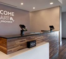 Hampton Inn & Suites Ottawa West Lobby