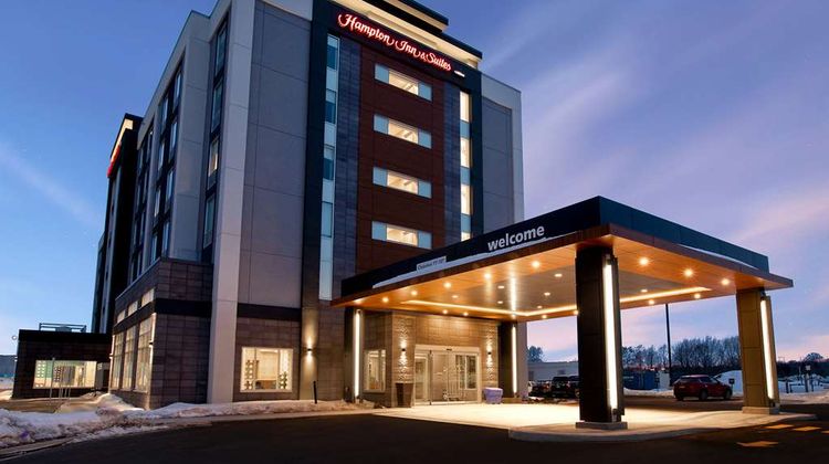 Hampton Inn & Suites Ottawa West Exterior