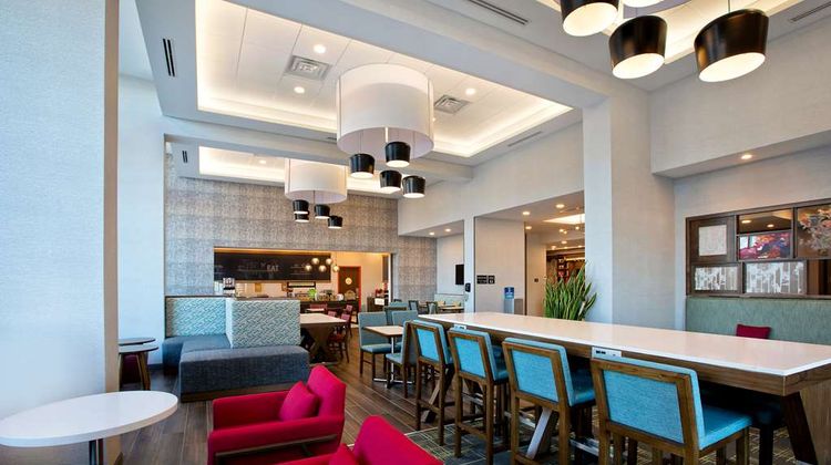 Hampton Inn & Suites Ottawa West Restaurant