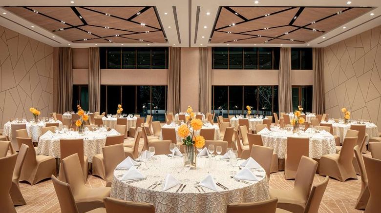 <b>DoubleTree M Square Hotel & Residences Meeting</b>. Images powered by <a href="https://iceportal.shijigroup.com/" title="IcePortal" target="_blank">IcePortal</a>.