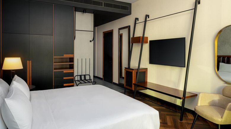 <b>DoubleTree M Square Hotel & Residences Room</b>. Images powered by <a href="https://iceportal.shijigroup.com/" title="IcePortal" target="_blank">IcePortal</a>.