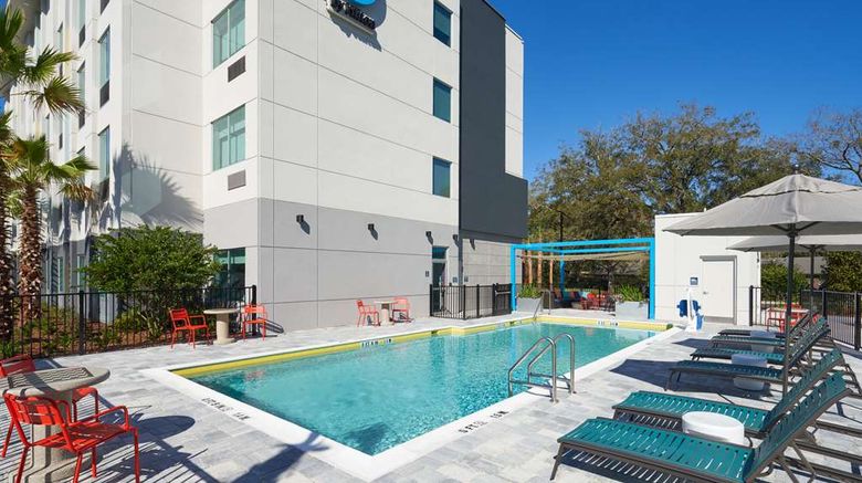 <b>Tru by Hilton South Mandarin Pool</b>. Images powered by <a href="https://iceportal.shijigroup.com/" title="IcePortal" target="_blank">IcePortal</a>.