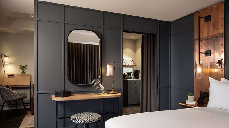 <b>The Gantry London, Curio Coll by Hilton Room</b>. Images powered by <a href="https://iceportal.shijigroup.com/" title="IcePortal" target="_blank">IcePortal</a>.