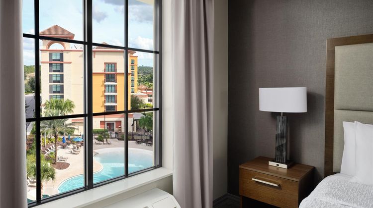 Homewood Stes Orlando Flamingo Crossings Room
