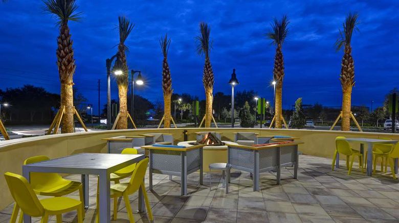 <b>Home2 Suites Orlando Flamingo Crossings Exterior</b>. Images powered by <a href="https://iceportal.shijigroup.com/" title="IcePortal" target="_blank">IcePortal</a>.