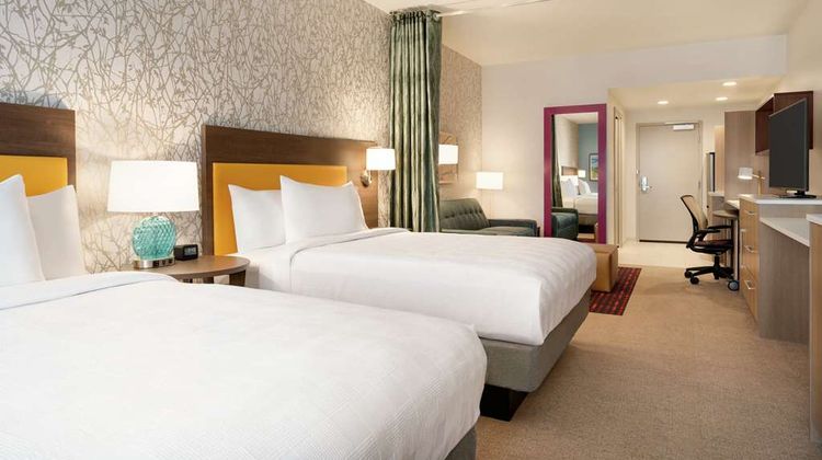 Home2 Suites by Hilton Martinsburg Room
