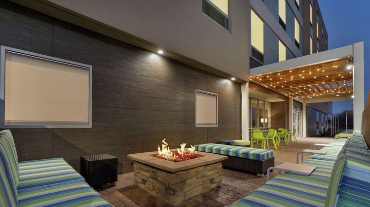 Home2 Suites by Hilton Martinsburg Exterior