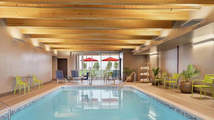 Home2 Suites by Hilton Martinsburg Pool