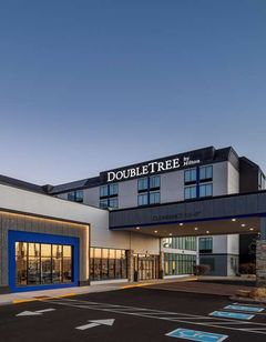 DoubleTree by Hilton Madison East