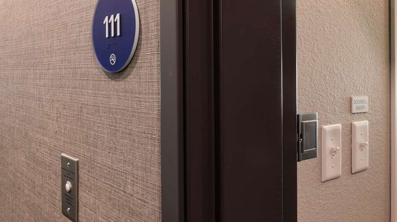 <b>Tru by Hilton Phoenix Glendale Westgate Room</b>. Images powered by <a href="https://iceportal.shijigroup.com/" title="IcePortal" target="_blank">IcePortal</a>.
