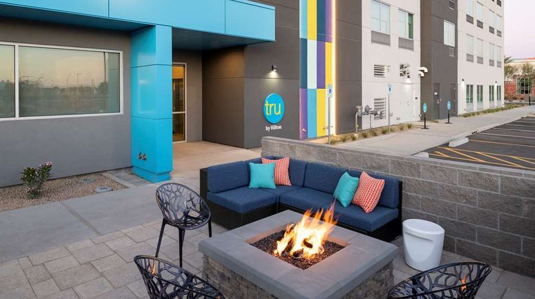 <b>Tru by Hilton Phoenix Glendale Westgate Exterior</b>. Images powered by <a href="https://iceportal.shijigroup.com/" title="IcePortal" target="_blank">IcePortal</a>.