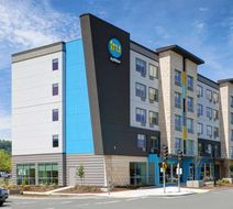 Tru by Hilton Tukwila Seattle Airport Exterior