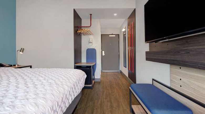 <b>Tru by Hilton Tukwila Seattle Airport Room</b>. Images powered by <a href="https://iceportal.shijigroup.com/" title="IcePortal" target="_blank">IcePortal</a>.