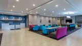 La Quinta Inn & Suites by Wyndham Lobby