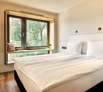 Schwabinger Wahrheit by Geisel Suite