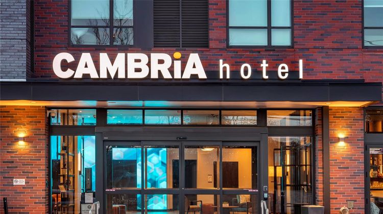 Cambria Hotel D.C. Navy Yard Riverfront Exterior