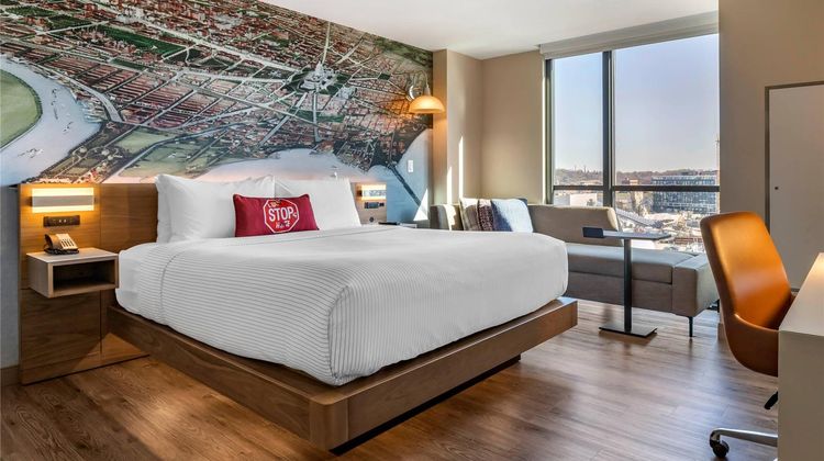 Cambria Hotel D.C. Navy Yard Riverfront Room