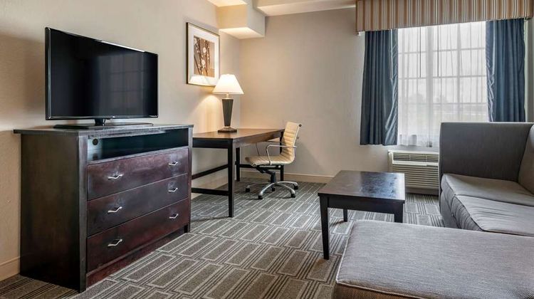 Comfort Inn & Suites Port Charlotte Suite