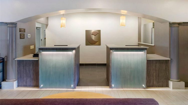 Comfort Inn & Suites Port Charlotte Lobby