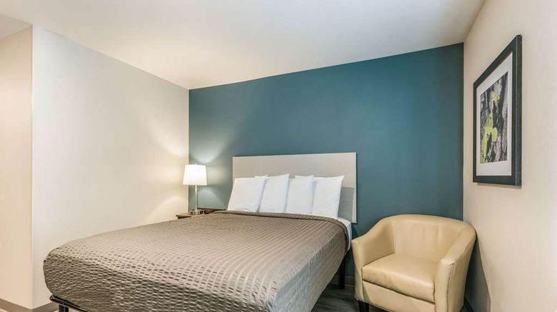 <b>WoodSpring Suites Linden Room</b>. Images powered by <a href="https://iceportal.shijigroup.com/" title="IcePortal" target="_blank">IcePortal</a>.