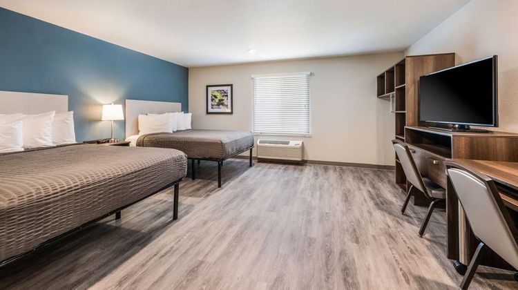 WoodSpring Suites Linden Room