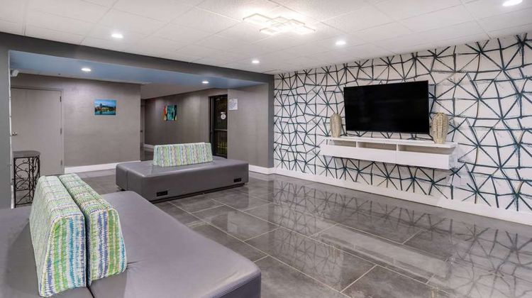 Baymont by Wyndham Nashville SE Lobby