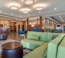 Comfort Suites Camp Hill Harrisburg West Lobby