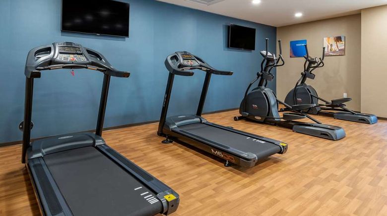 <b>Comfort Suites Camp Hill Harrisburg West Health</b>. Images powered by <a href="https://iceportal.shijigroup.com/" title="IcePortal" target="_blank">IcePortal</a>.