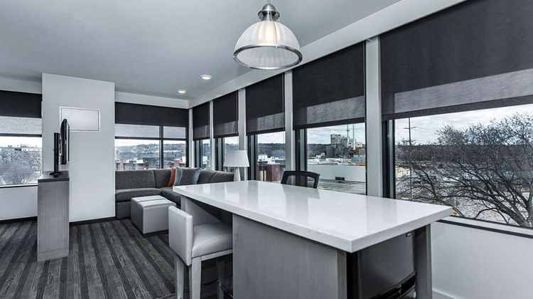Hyatt House Rochester Mayo Clinic Suite