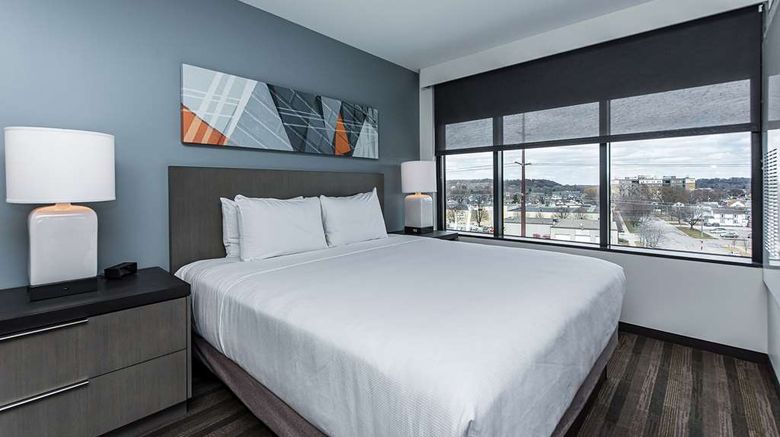 <b>Hyatt House Rochester Mayo Clinic Room</b>. Images powered by <a href="https://iceportal.shijigroup.com/" title="IcePortal" target="_blank">IcePortal</a>.