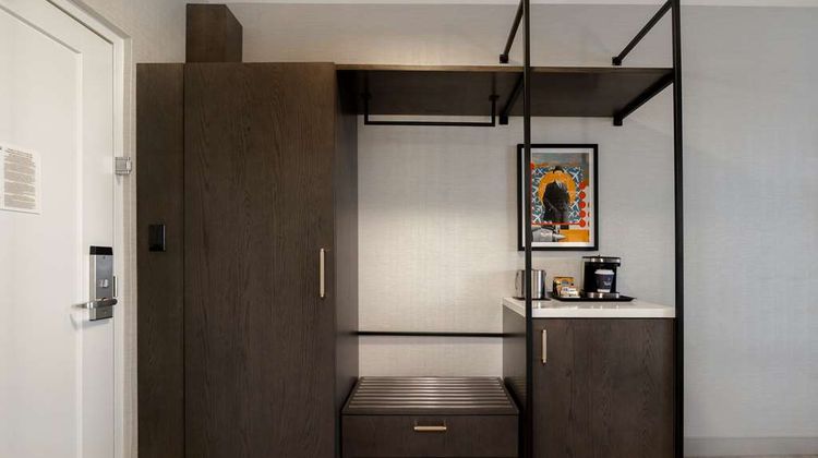 DoubleTree by Hilton Palmdale Room