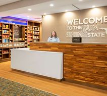 Hampton Inn & Suites North Port Lobby