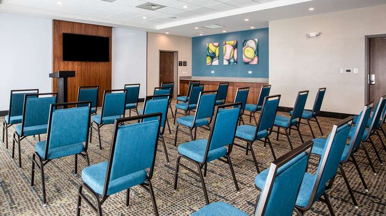 <b>Hampton Inn & Suites North Port Meeting</b>. Images powered by <a href="https://iceportal.shijigroup.com/" title="IcePortal" target="_blank">IcePortal</a>.