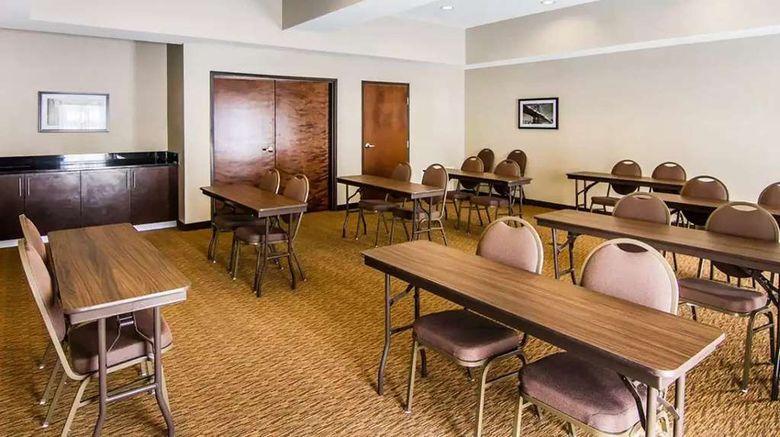 <b>Wingate by Wyndham Longview North Meeting</b>. Images powered by <a href="https://iceportal.shijigroup.com/" title="IcePortal" target="_blank">IcePortal</a>.