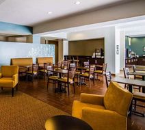 Wingate by Wyndham Longview North Lobby