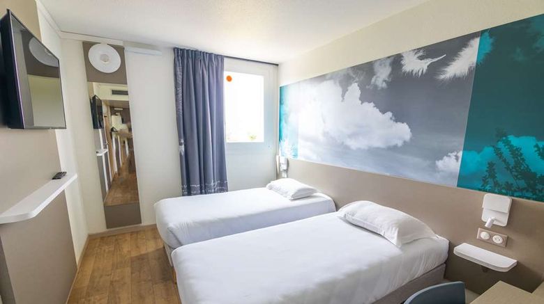 <b>Hotel Kyriad Direct Valence Nord Room</b>. Images powered by <a href="https://iceportal.shijigroup.com/" title="IcePortal" target="_blank">IcePortal</a>.