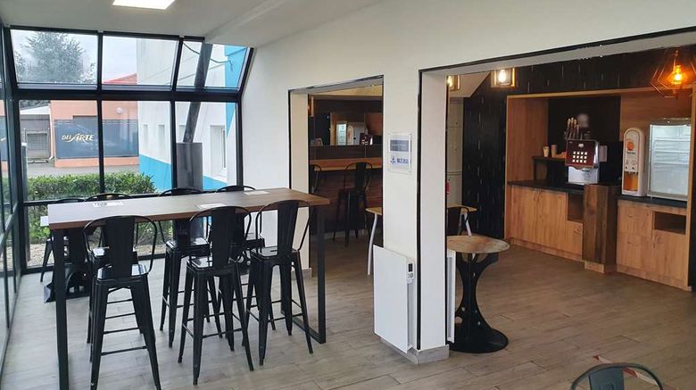 <b>Kyriad D'Olivet Lobby</b>. Images powered by <a href="https://iceportal.shijigroup.com/" title="IcePortal" target="_blank">IcePortal</a>.