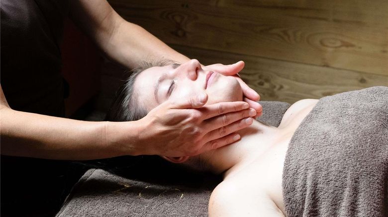 <b>Mercure Loudenvielle Pyrenees Peyragudes Spa</b>. Images powered by <a href="https://iceportal.shijigroup.com/" title="IcePortal" target="_blank">IcePortal</a>.