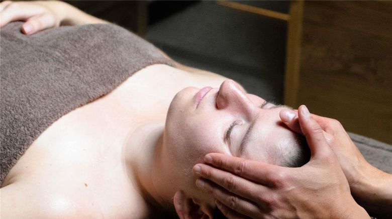 <b>Mercure Loudenvielle Pyrenees Peyragudes Spa</b>. Images powered by <a href="https://iceportal.shijigroup.com/" title="IcePortal" target="_blank">IcePortal</a>.