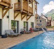 Mercure Loudenvielle Pyrenees Peyragudes Exterior
