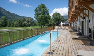 Mercure Loudenvielle Pyrenees Peyragudes