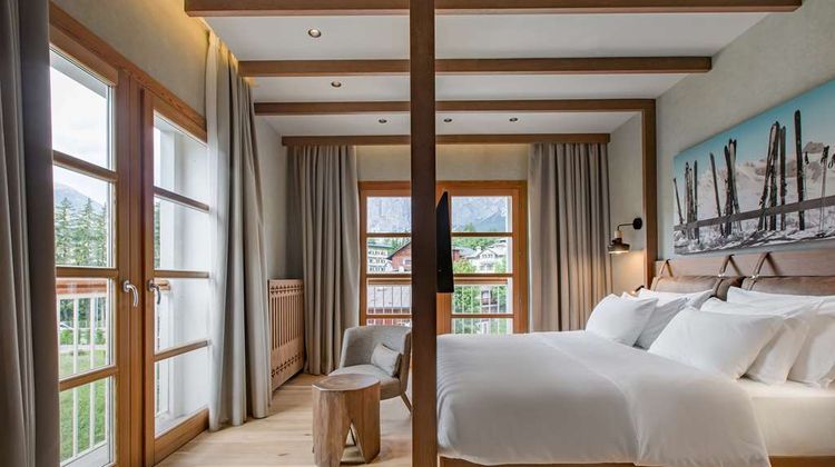 Grand Hotel Savoia-A Radisson Collection Room