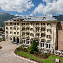 Grand Hotel Savoia-A Radisson Collection